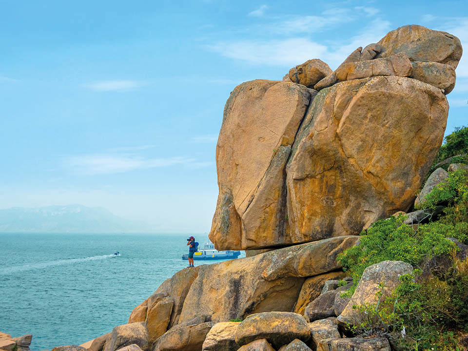 Po Toi Island, Conch Rock