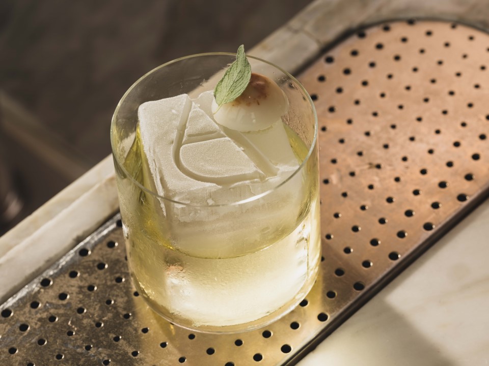 四季酒店 Argo 的平衡鸡尾酒